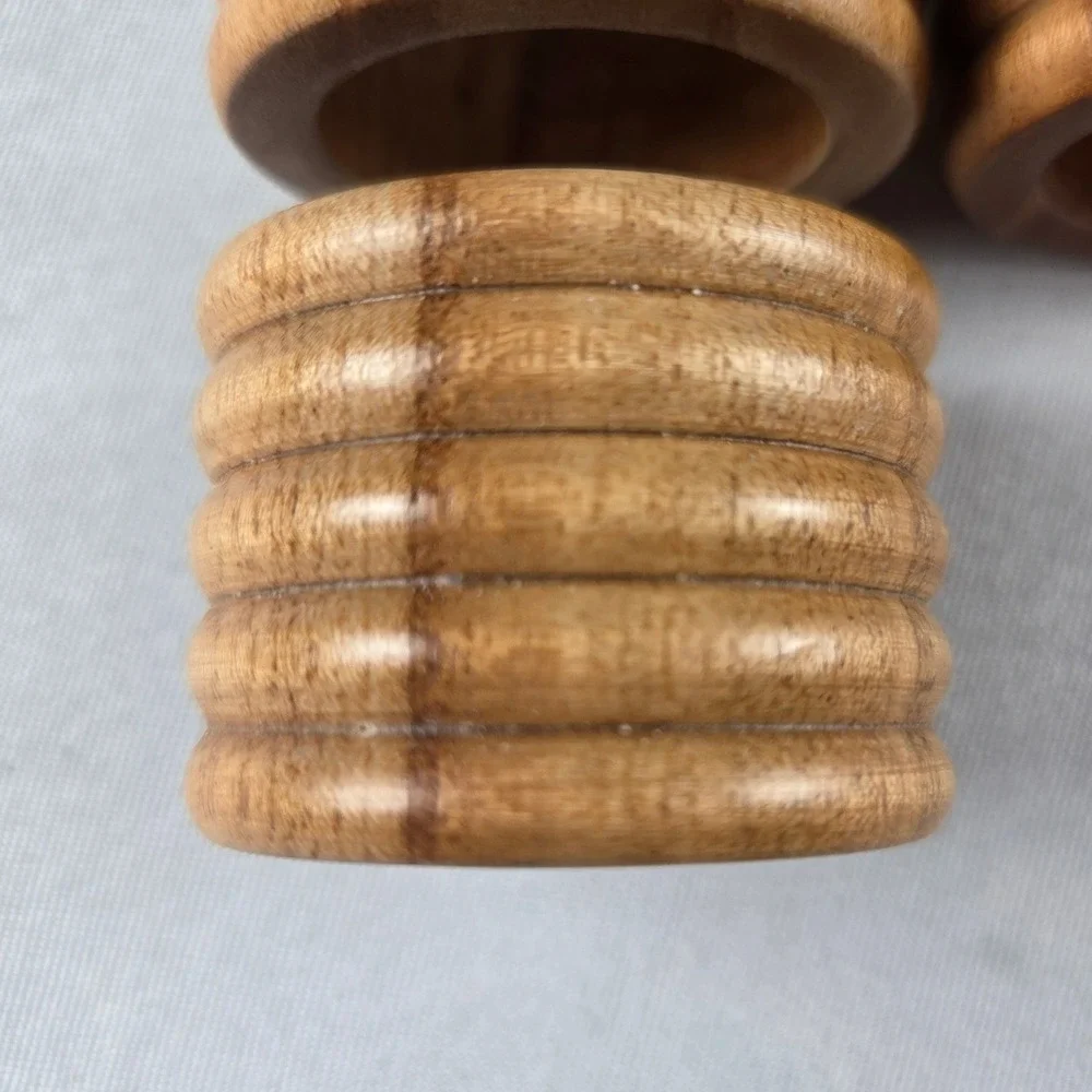 Vintage Set of 4 Ribbed Wooden Napkin Rings Natural Wood Mid Century Modern MCM